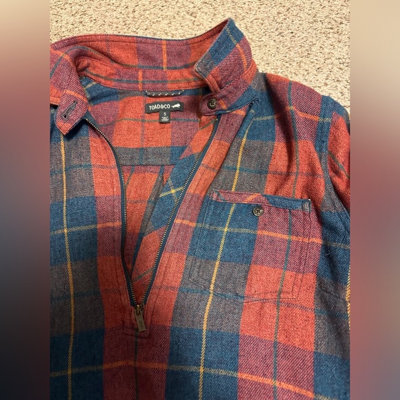 Toad & Co Women’s Flannel Re-Form top sz Small - Picture 5 of 5